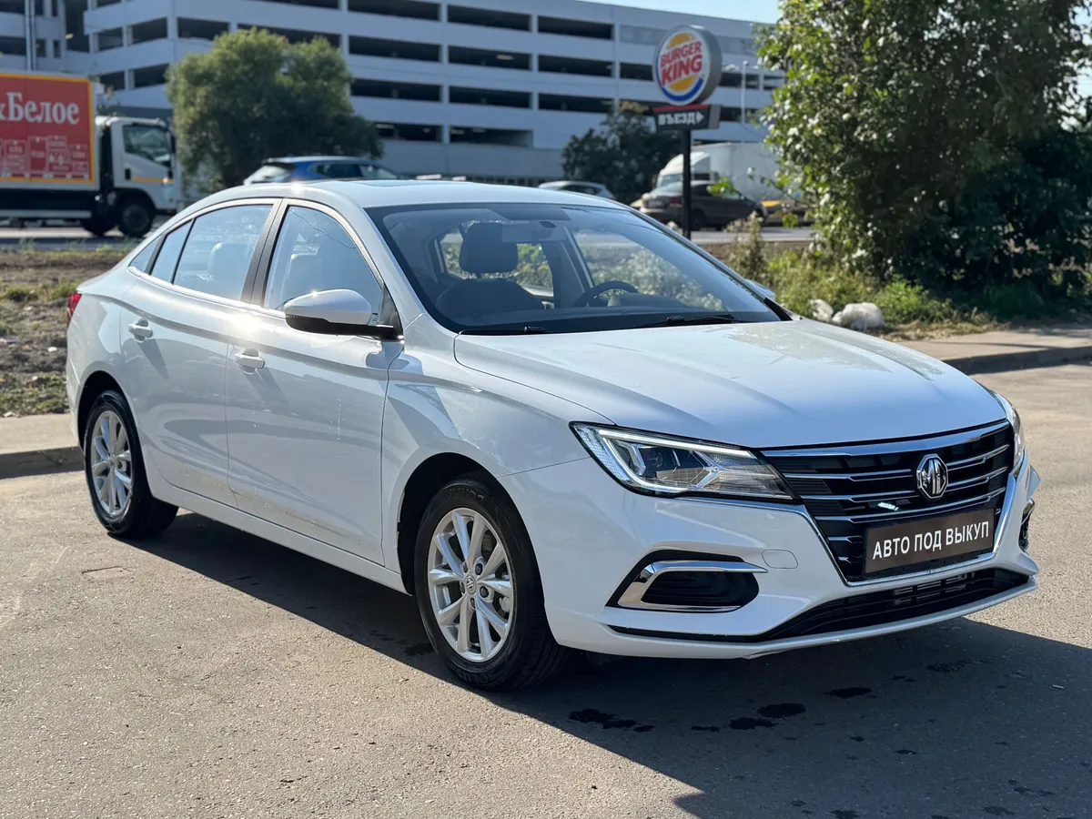 картинка MG 5 1.5 CVT (120 л.с.) от carsrent-spb.ru