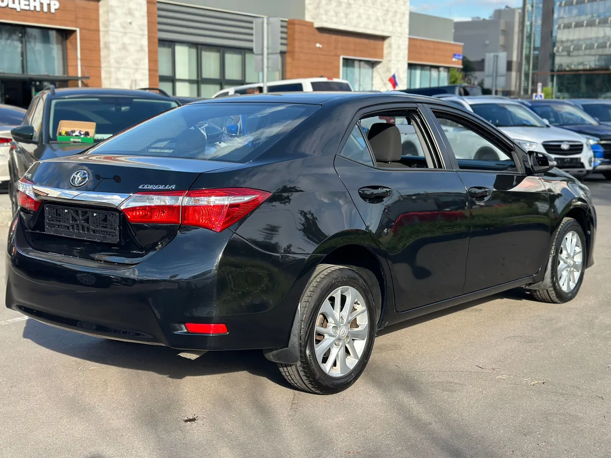 Toyota Corolla 1.6 CVT (122 л.с.)