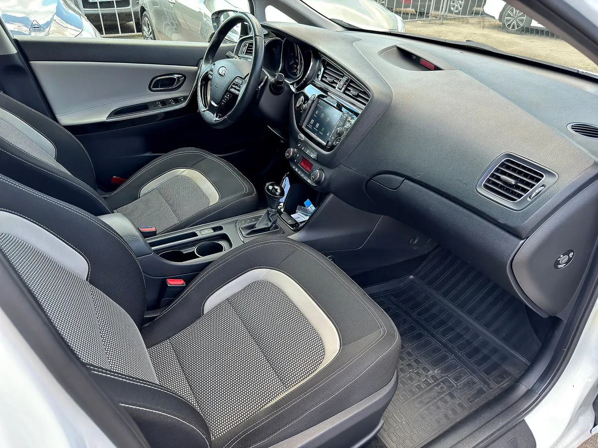 Kia Ceed 1.6 AT (130 л.с.)