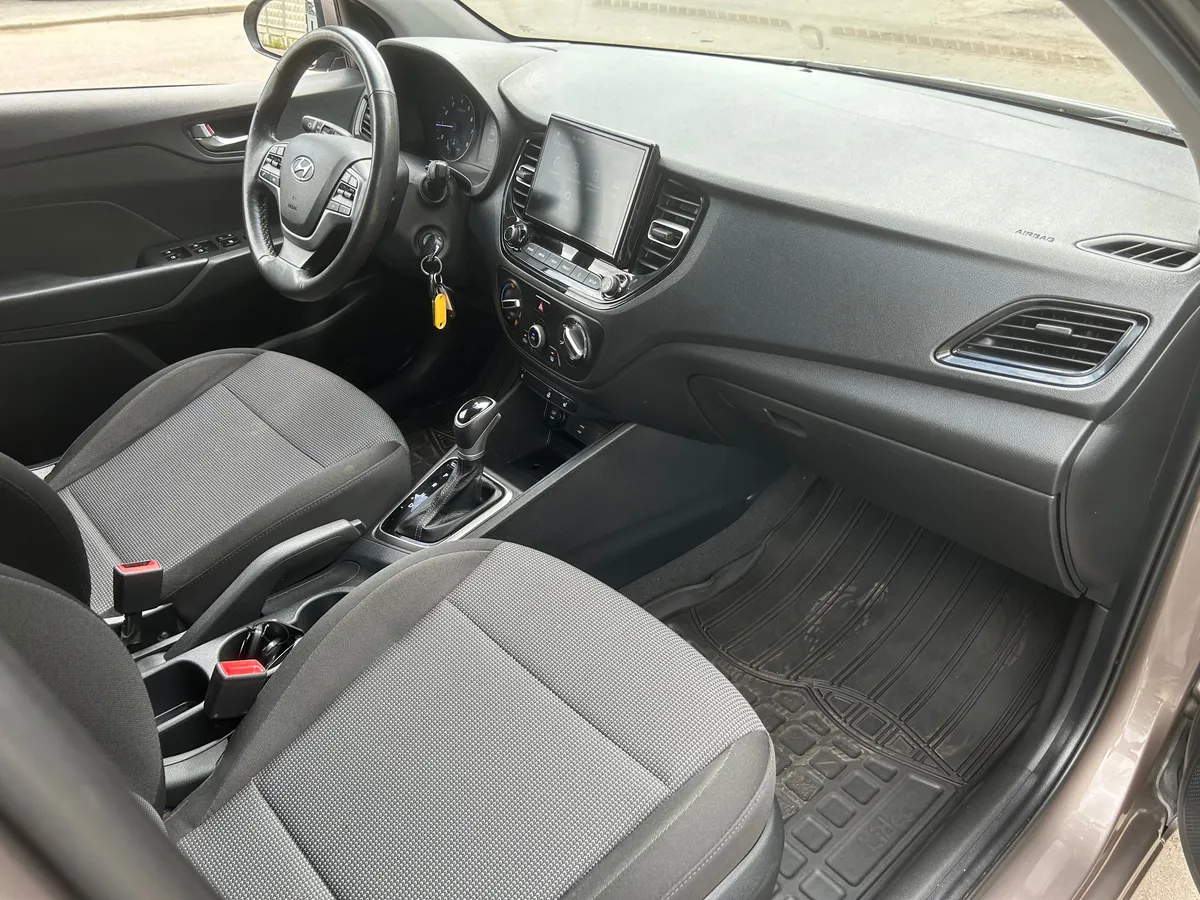 Hyundai Solaris 1.6 AT (123 л.с.)