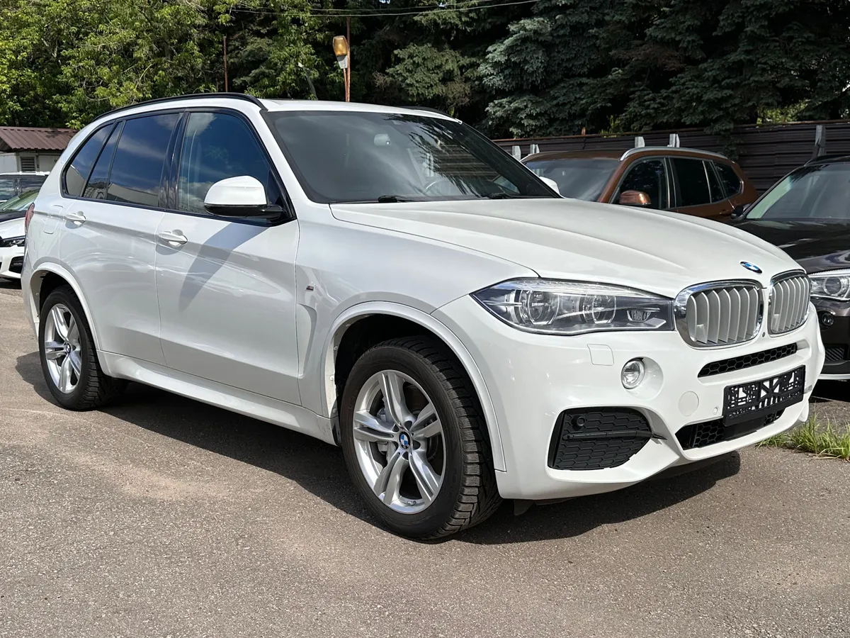 картинка BMW X5 от carsrent-spb.ru