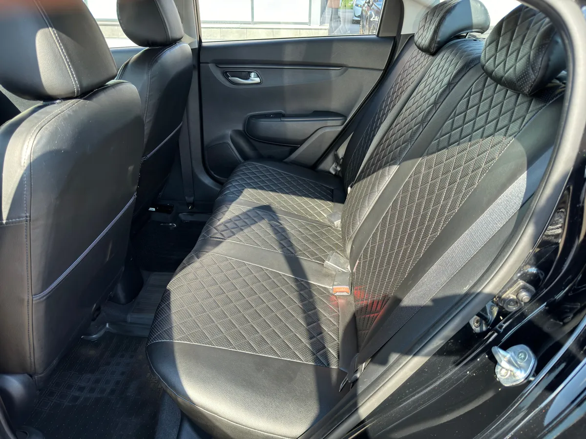 Kia Rio 1.4 AT (100 л.с.)