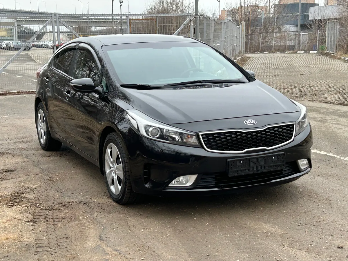 картинка Kia Cerato 1.6 AT (130 л.с.) от carsrent-spb.ru