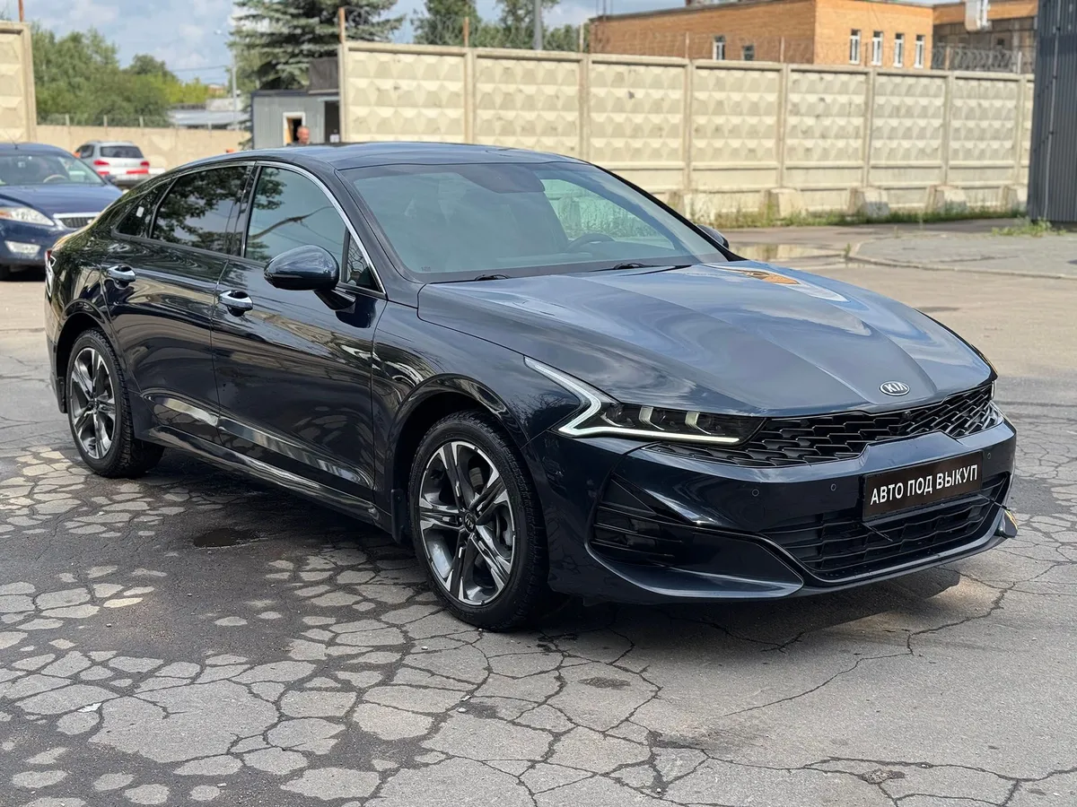 картинка Kia K5 2.5 AT (194 л.с.) от carsrent-spb.ru