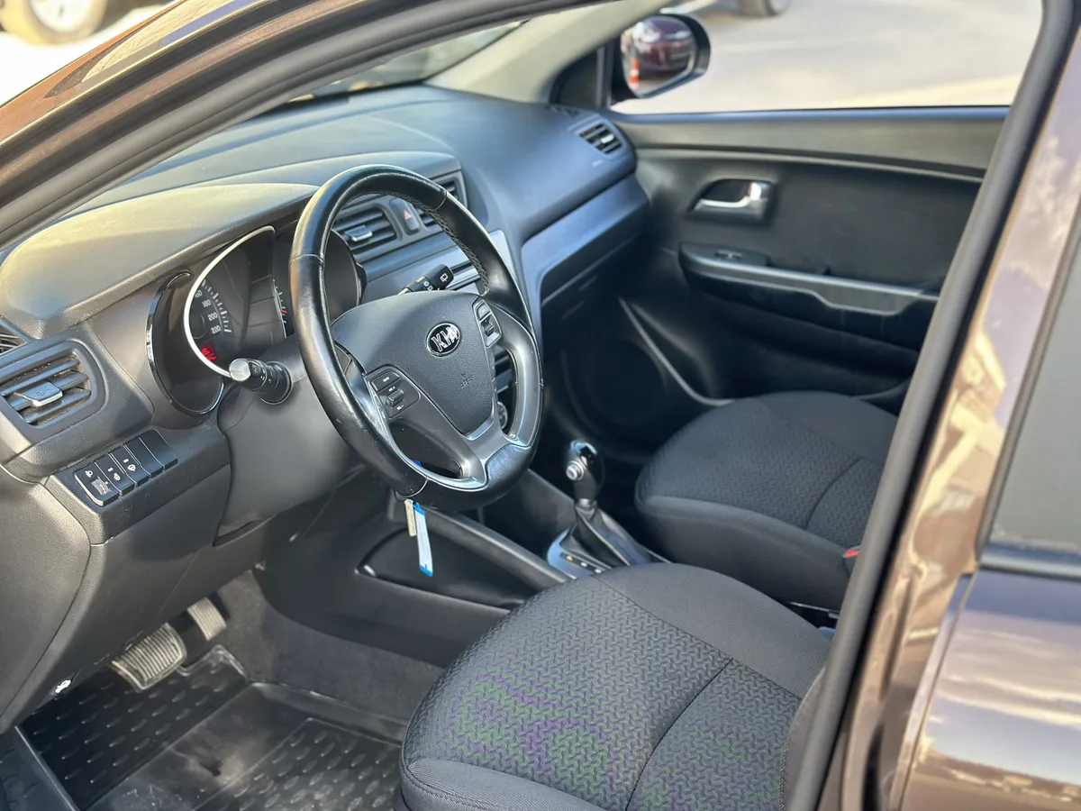 Kia Rio 1.6 6AT (123 л.с.)