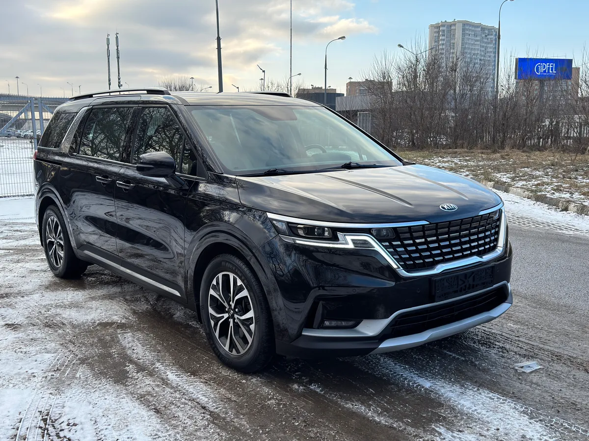 картинка Kia Carnival 2.2 AT (199 л.с.) от carsrent-spb.ru
