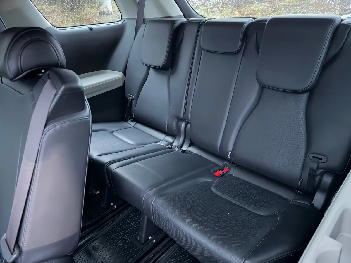 Kia Carnival 2.2 AT (199 л.с.)