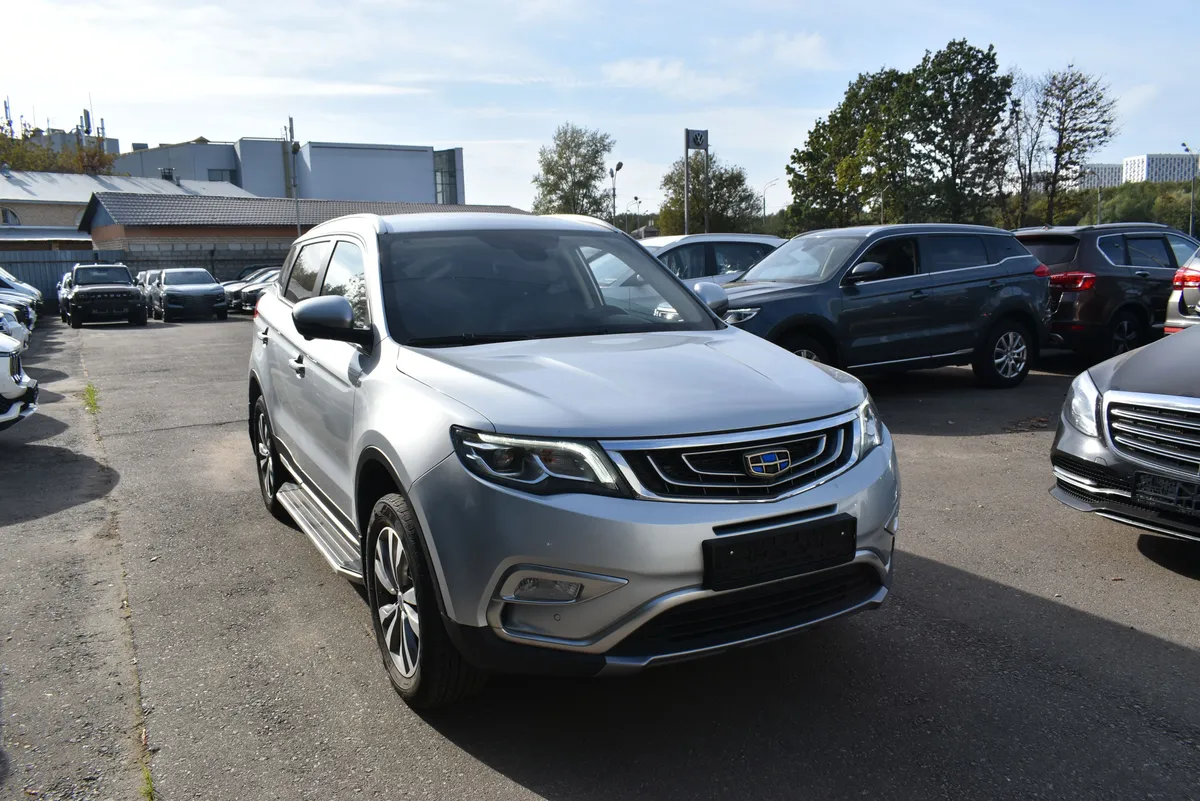 картинка Geely Atlas 2.4 AT (148 л.с.) от carsrent-spb.ru