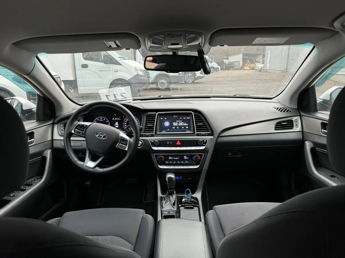 Hyundai Sonata 2.0 AT (150 л.с.)