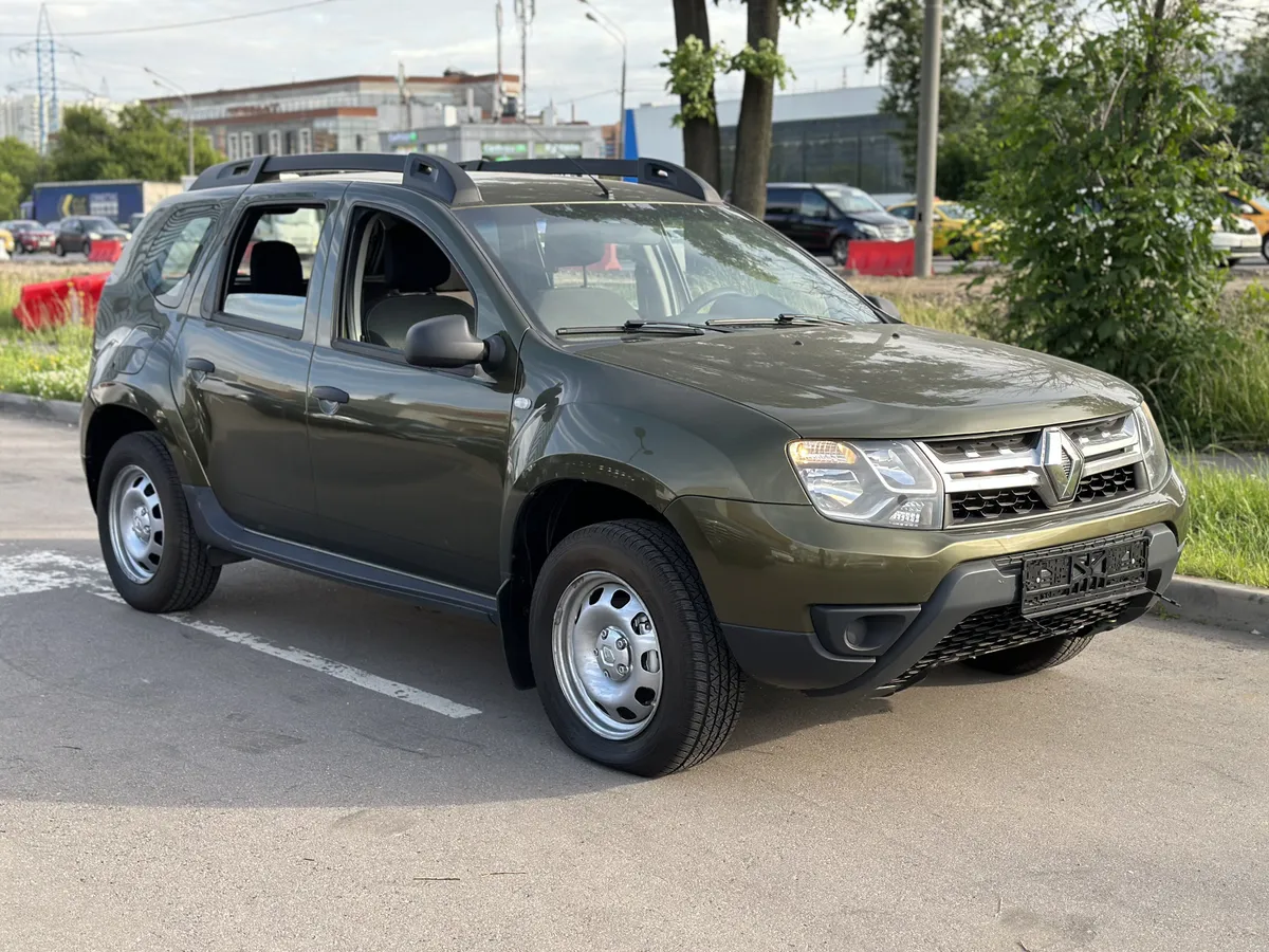 картинка Renault Duster 2.0 AT 4x4 (143 л.с.) от carsrent-spb.ru