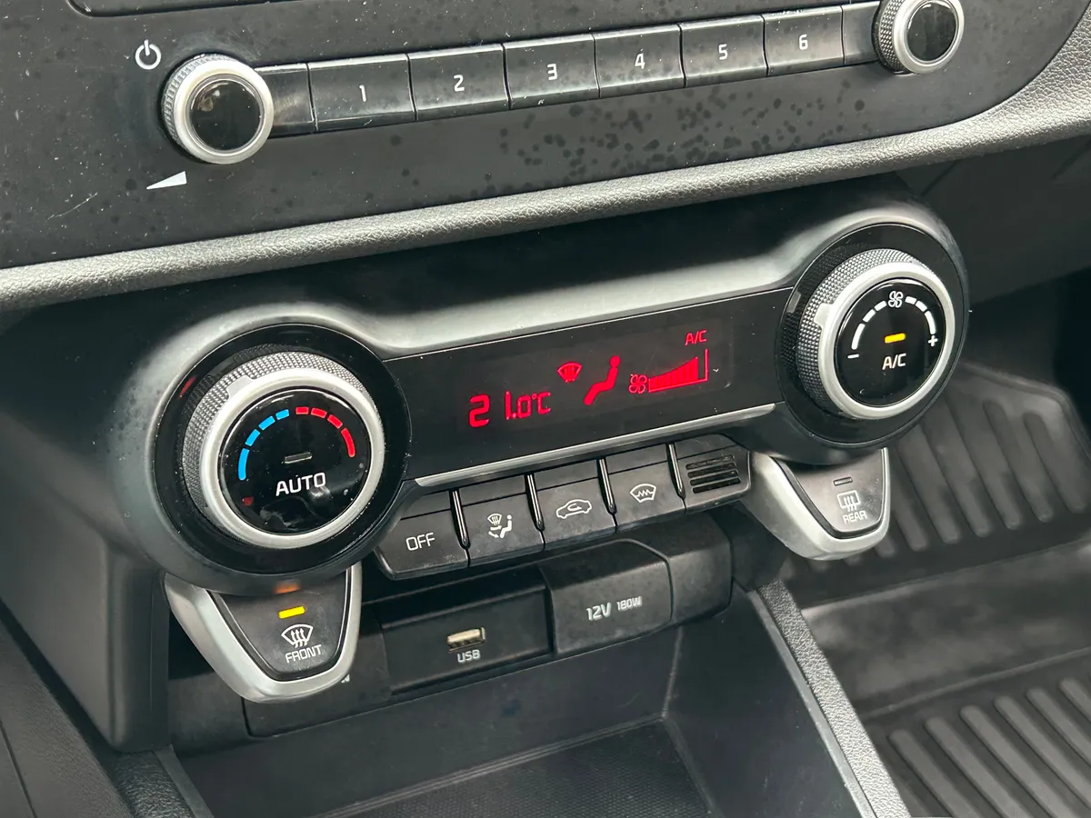Kia Rio 1.6 AT (123 л.с.)