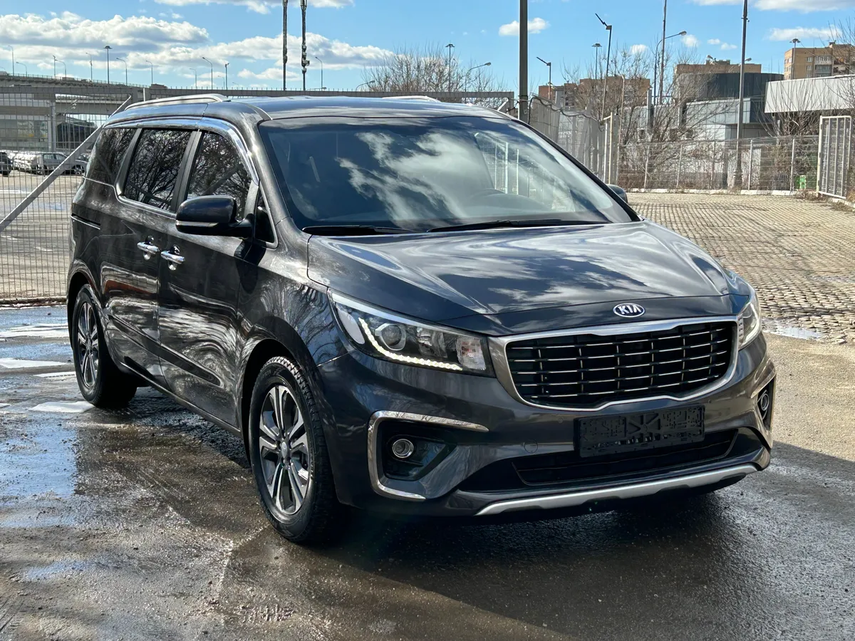картинка Kia Carnival 2.2 CRDi AT (200 л.с.) от carsrent-spb.ru
