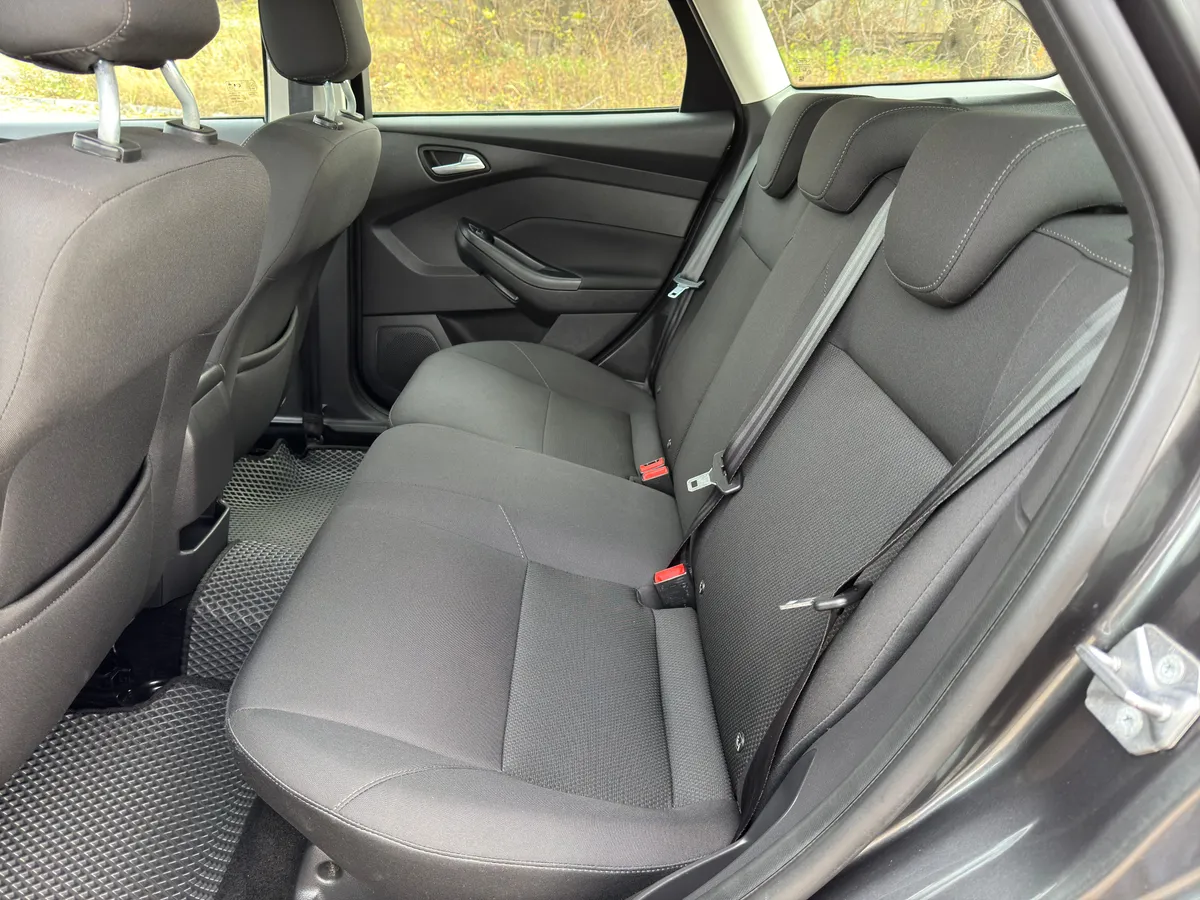 Ford Focus 1.6 Ti-VCT MT (105 л.с.)