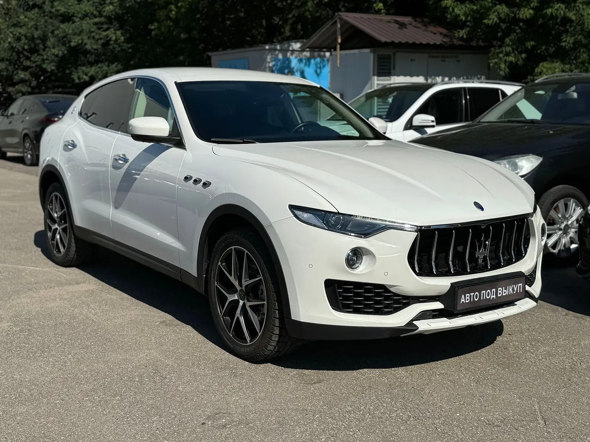 картинка Maserati Levante 3.0 V6 AT (350 л.с.) от carsrent-spb.ru