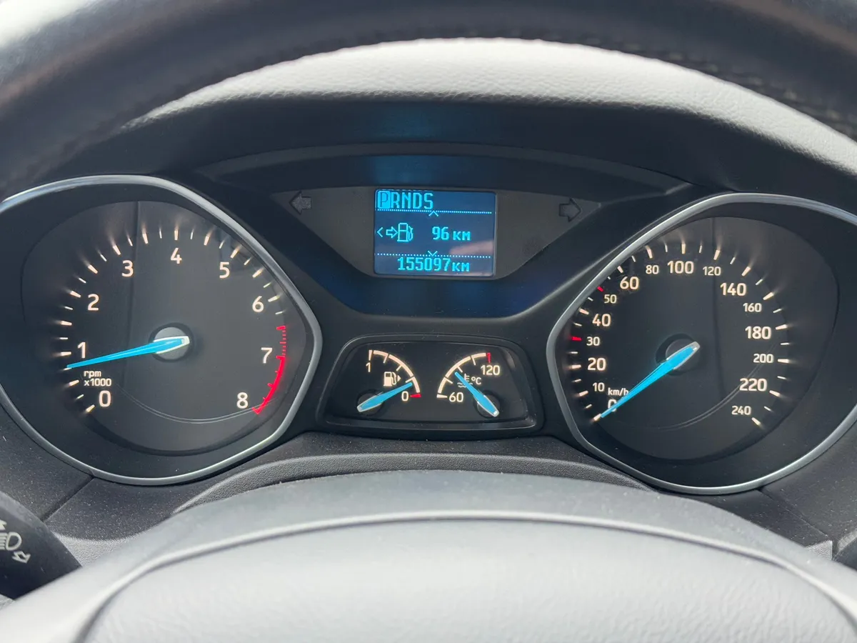 Ford Focus 1.6 Ti-VCT PowerShift (105 л.с.)