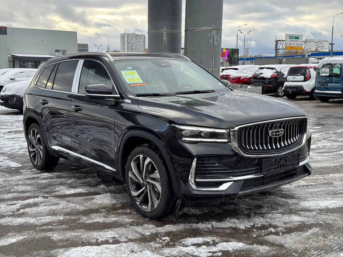 картинка Geely Monjaro 2.0 AT 4WD (238 л.с.) от carsrent-spb.ru