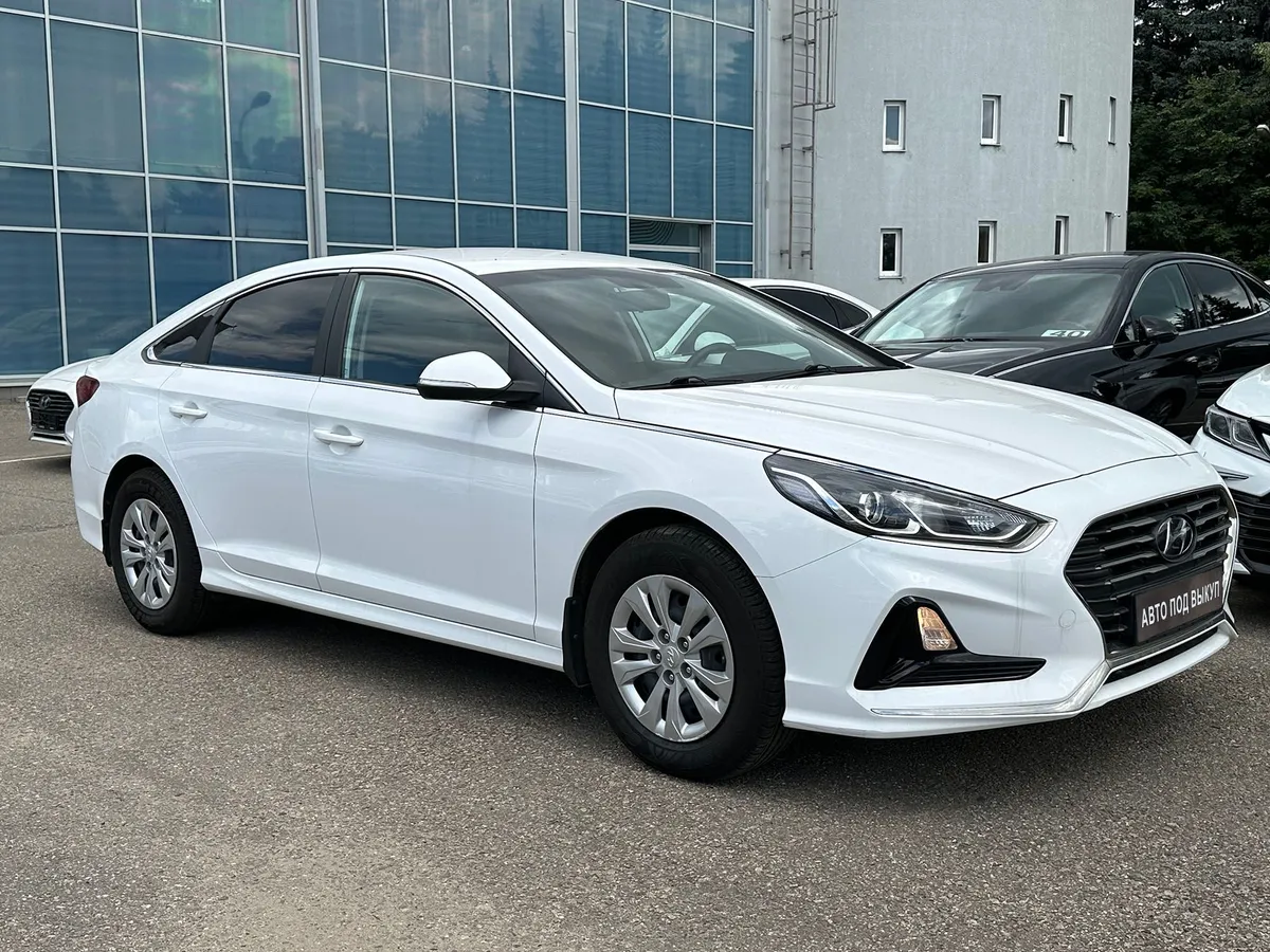 картинка Hyundai Sonata от carsrent-spb.ru