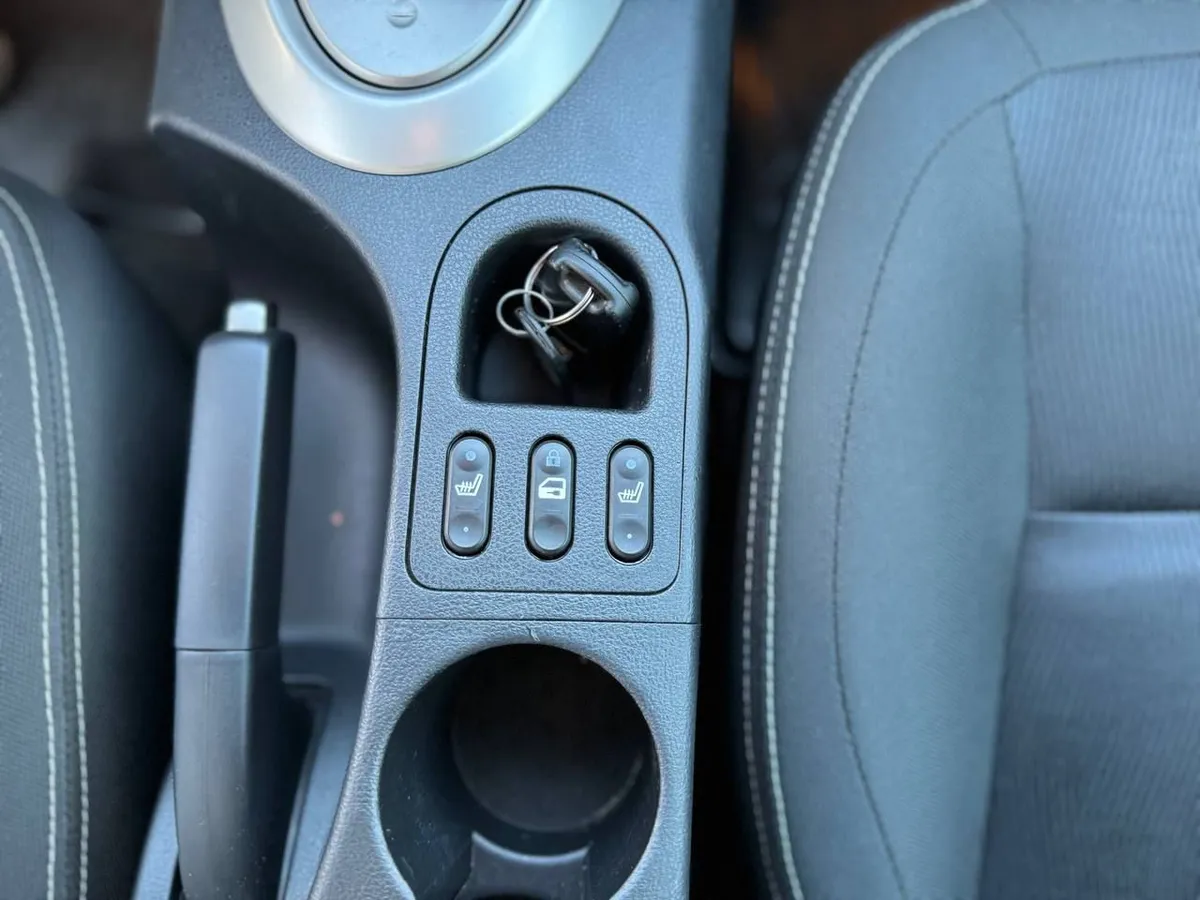 Nissan Qashqai 2.0 CVT AWD (141 л.с.)