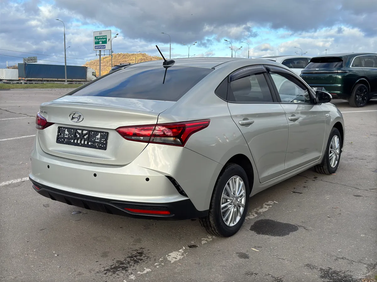 Hyundai Solaris 1.6 AT (123 л.с.)