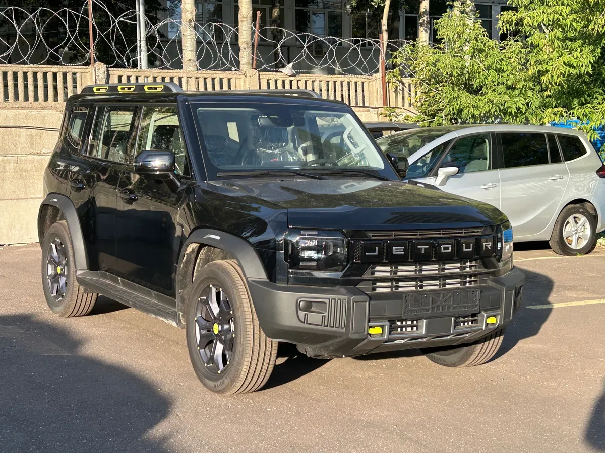 картинка Jetour T2 2.0 AMT 4WD (245 л.с.) от carsrent-spb.ru