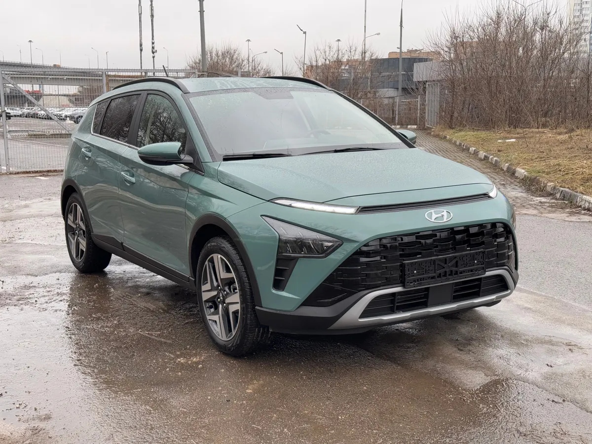 картинка Hyundai Bayon 1.4 AT (100 л.с.) от carsrent-spb.ru