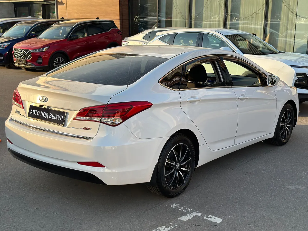 Hyundai i40 2.0 MT (150 л.с.)