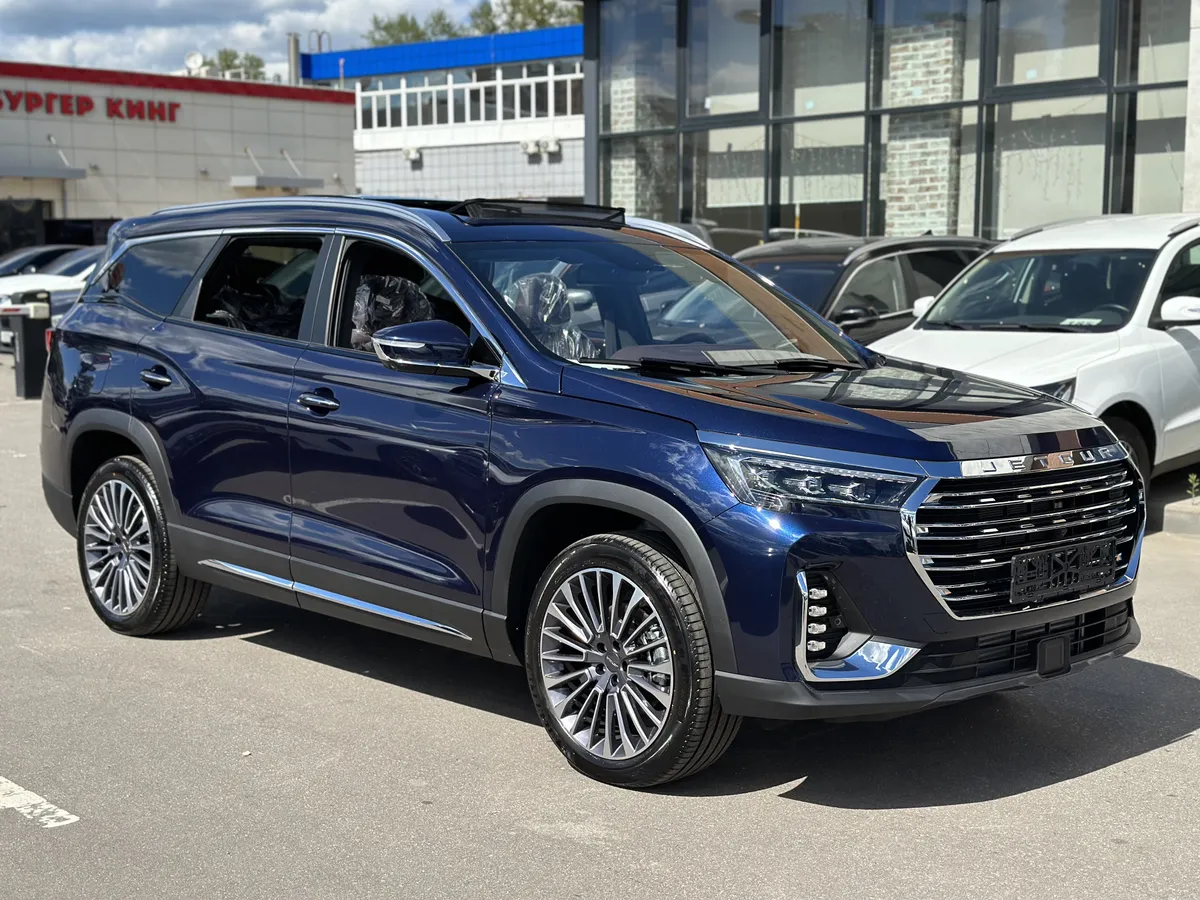 картинка Jetour X90 PLUS 2.0 AMT (254 л.с.) от carsrent-spb.ru