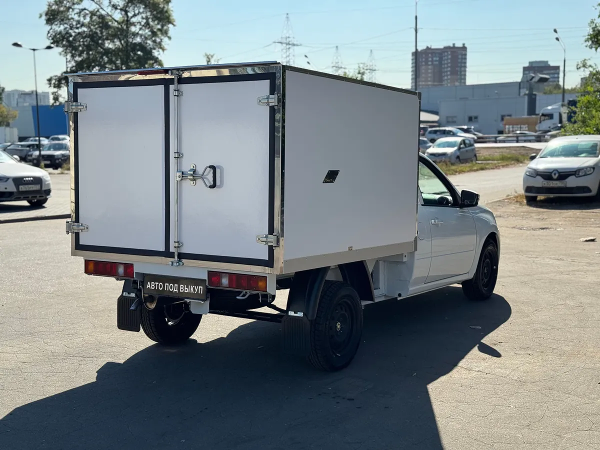 ВАЗ (Lada) Granta 1.6 MT (106 л.с.)