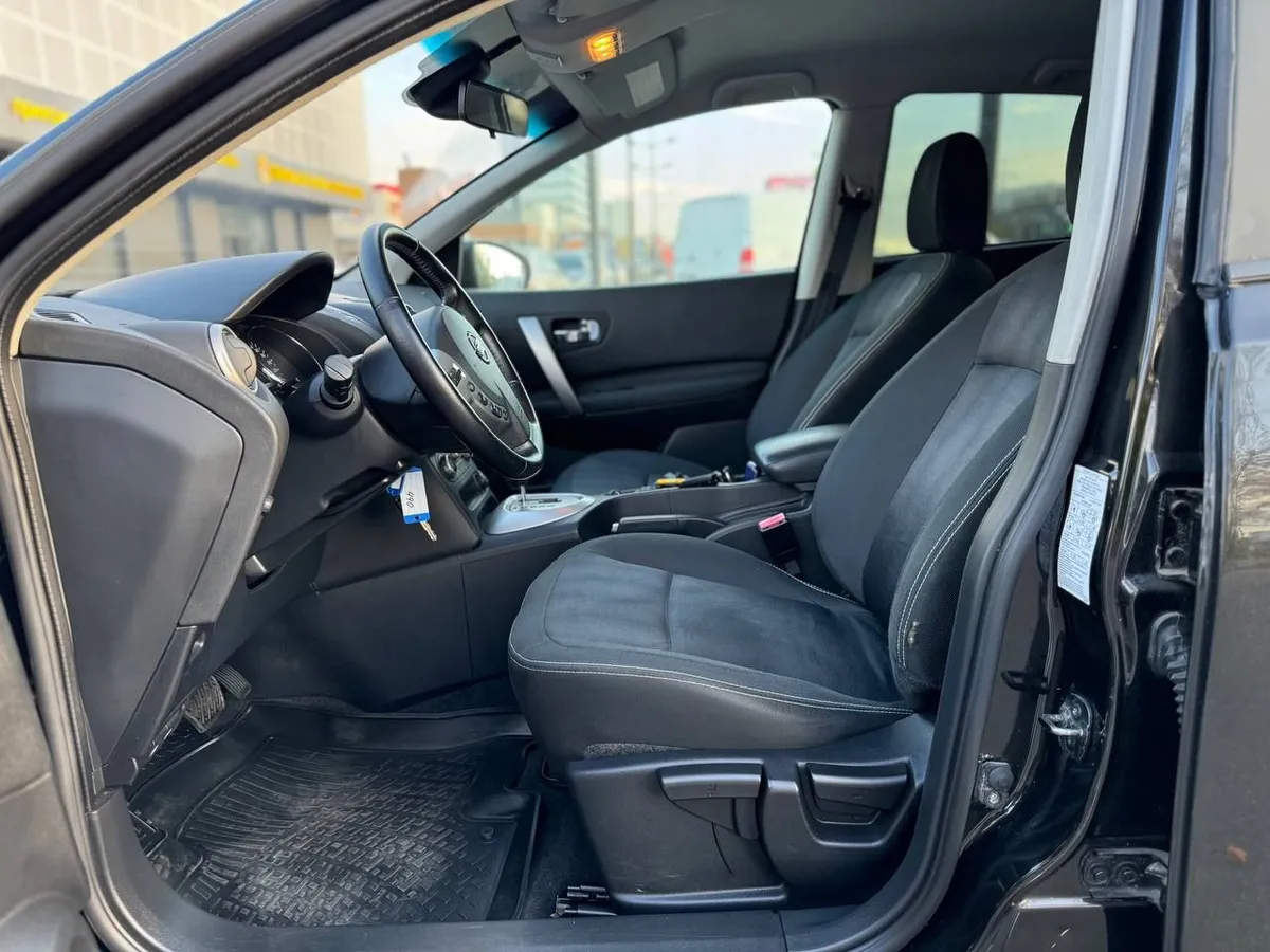 Nissan Qashqai 2.0 CVT AWD (141 л.с.)