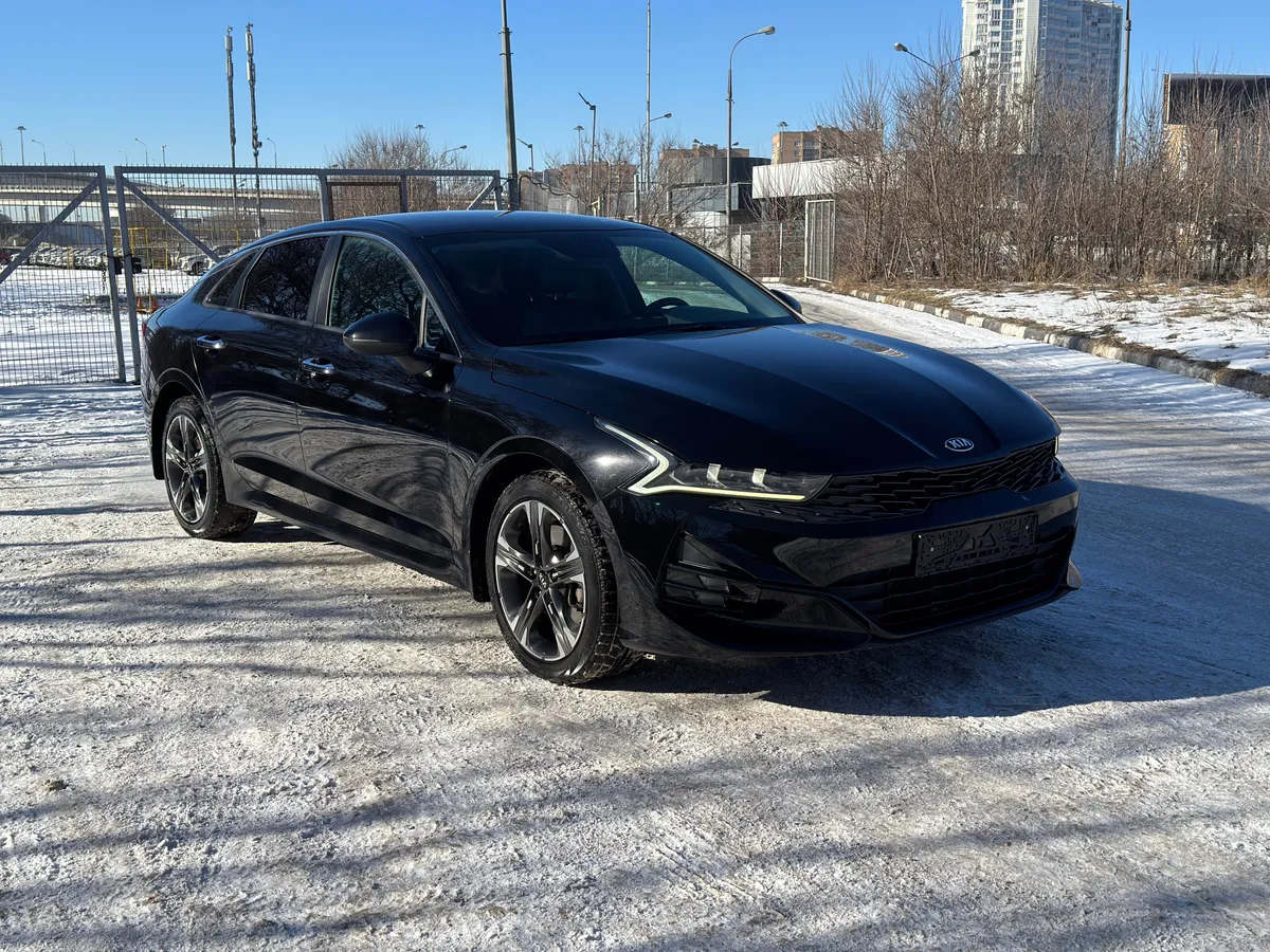 картинка Kia K5 2.5 AT (194 л.с.) от carsrent-spb.ru
