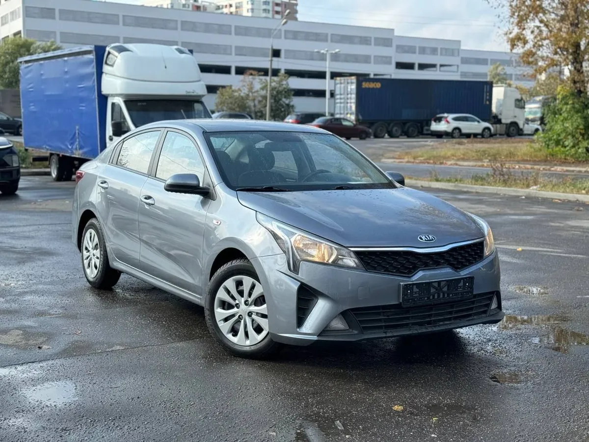 картинка Kia Rio 1.6 AT (123 л.с.) от carsrent-spb.ru