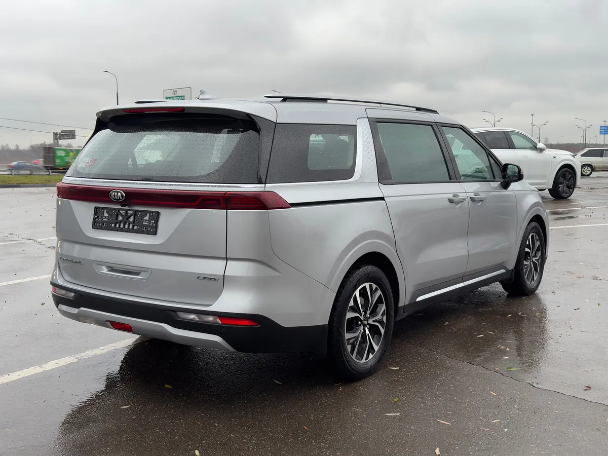 Kia Carnival 2.2 AT (199 л.с.)