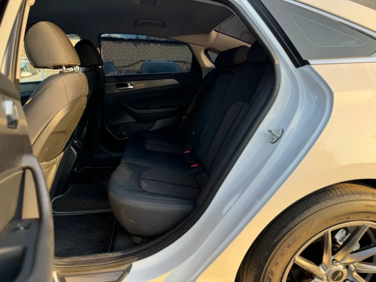 Hyundai Sonata 2.0 AT (150 л.с.)